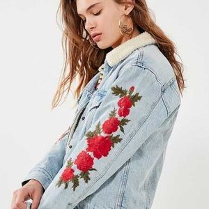 Levi’s Denim Jacket. Like new. Size small.